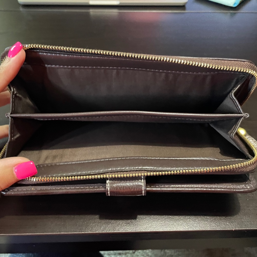 Coach Wallet - Picture 3 of 3